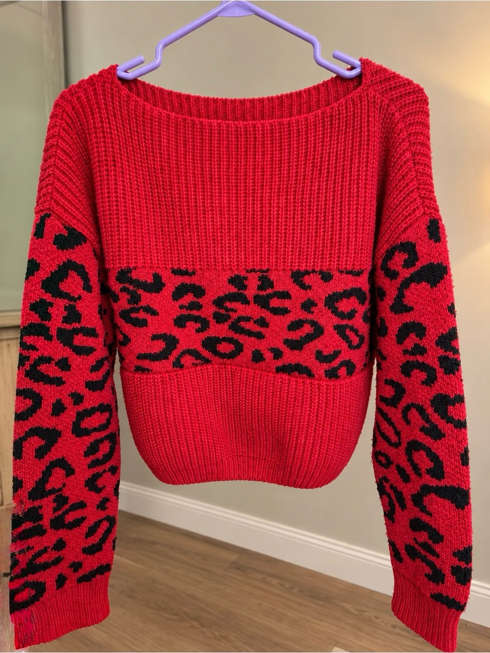 Red & Black Leopard Print Cropped Sweater